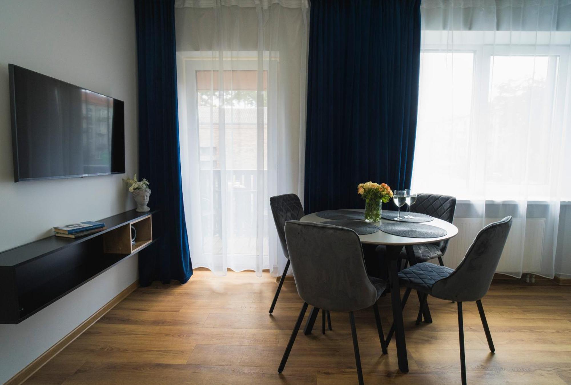 Fort63 Apartments Kaunas Phòng bức ảnh